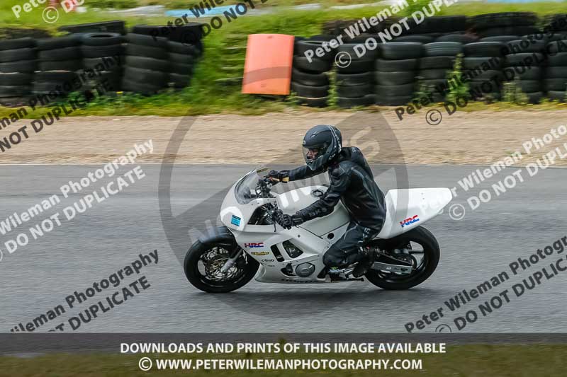 enduro digital images;event digital images;eventdigitalimages;lydden hill;lydden no limits trackday;lydden photographs;lydden trackday photographs;no limits trackdays;peter wileman photography;racing digital images;trackday digital images;trackday photos